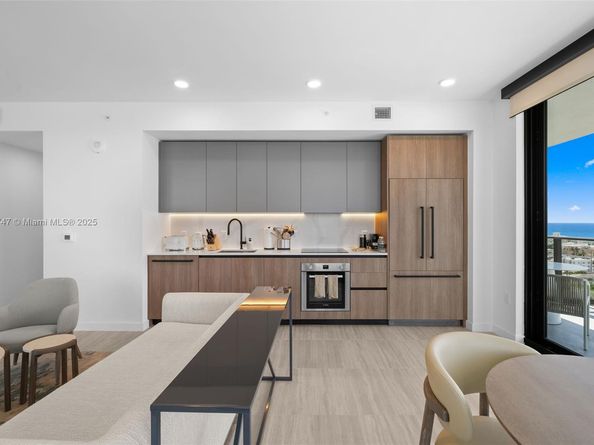 580 72nd Street 1402, Miami Beach FL 33141
