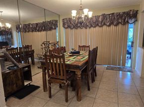 9360 NW 42nd Ct, Sunrise FL 33351