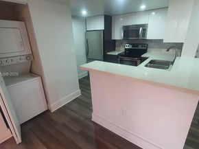 9885 Nob Hill Ct 9885, Sunrise FL 33351
