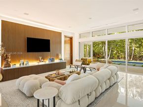 865 W 47th St, Miami Beach FL 33140