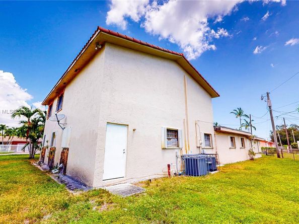 2420 NW 132nd St, Miami FL 33167