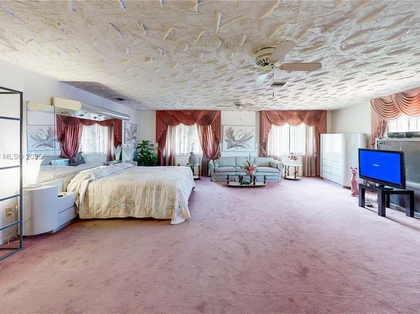 2420 NW 132nd St, Miami FL 33167