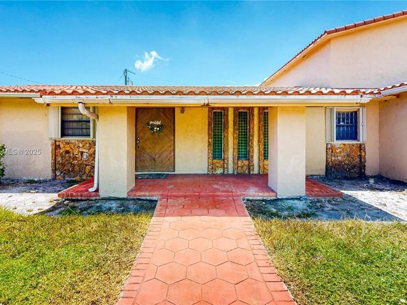 2420 NW 132nd St, Miami FL 33167