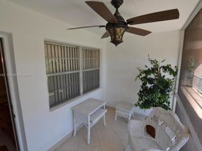 581 Blue Heron Dr 302B, Hallandale Beach FL 33009