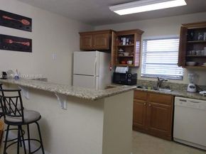 7530 SW 82nd St G102, Miami FL 33143