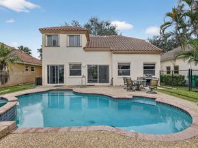 9481 Oak Grove Cir, Davie FL 33328