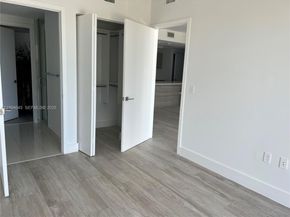 121 NE 34th St 1207, Miami FL 33137