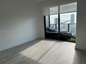 121 NE 34th St 1207, Miami FL 33137