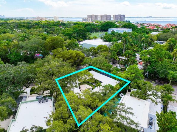 2101 Tigertail Ave, Miami FL 33133