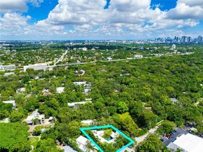 2101 Tigertail Ave, Miami FL 33133