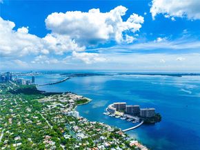 2101 Tigertail Ave, Miami FL 33133