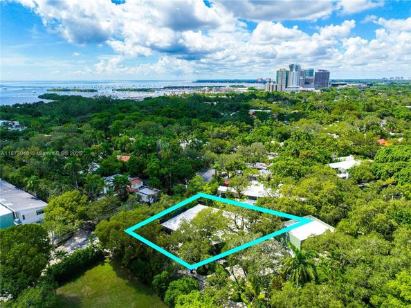 2101 Tigertail Ave, Miami FL 33133