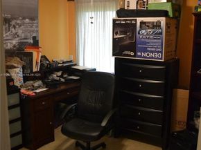 9727 Hammocks Blvd 207D, Miami FL 33196