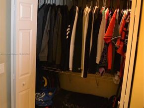 9727 Hammocks Blvd 207D, Miami FL 33196
