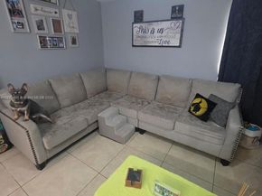 9727 Hammocks Blvd 207D, Miami FL 33196