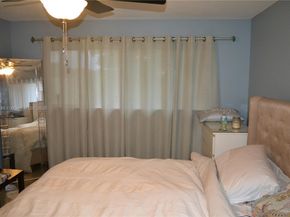 9727 Hammocks Blvd 207D, Miami FL 33196