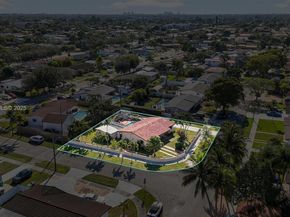 1701 SW 92nd Pl, Miami FL 33165