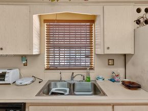 1701 SW 92nd Pl, Miami FL 33165