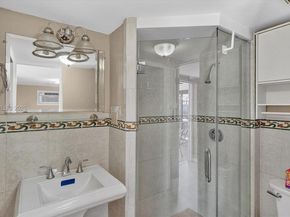 1701 SW 92nd Pl, Miami FL 33165