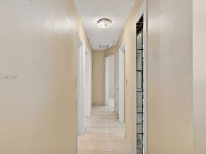 1701 SW 92nd Pl, Miami FL 33165