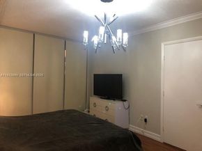 1800 S Ocean Dr LP4206, Hallandale Beach FL 33009