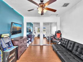 8581 NW 15th Ct, Pembroke Pines FL 33024