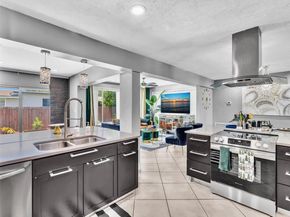 8581 NW 15th Ct, Pembroke Pines FL 33024