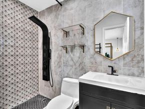 8581 NW 15th Ct, Pembroke Pines FL 33024