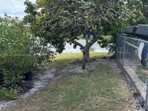 4559 Willow Pond Ct E, Palm Beach FL 33417