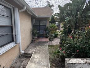 4559 Willow Pond Ct E, Palm Beach FL 33417