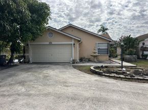 4559 Willow Pond Ct E, Palm Beach FL 33417