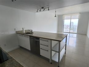 185 SW 7th St 3814, Miami FL 33130