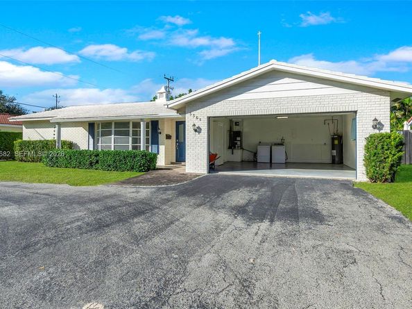 5561 NE 26th Ave, Fort Lauderdale FL 33308
