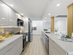 571 SW 141st Ave 204N, Pembroke Pines FL 33027