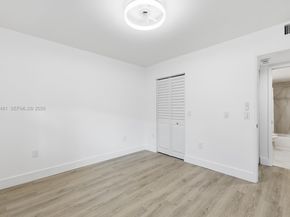 571 SW 141st Ave 204N, Pembroke Pines FL 33027