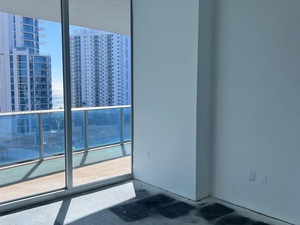 17550 Collins Ave 1004, Sunny Isles Beach FL 33160