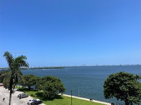 880 NE 69th St 5Q, Miami FL 33138