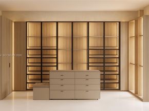 5095 SW 82nd St, Miami FL 33143