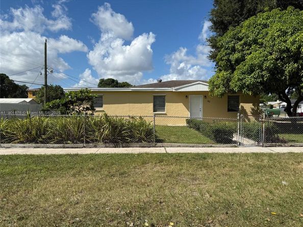 Undisclosed Address #A11901876, Opa-Locka FL 33054