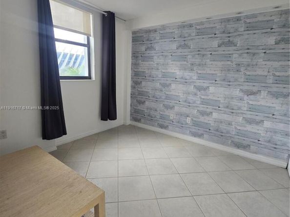 1775 Washington Ave 4G, Miami Beach FL 33139