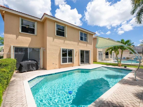 18196 SW 29th St, Miramar FL 33029