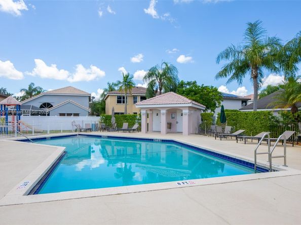 18196 SW 29th St, Miramar FL 33029