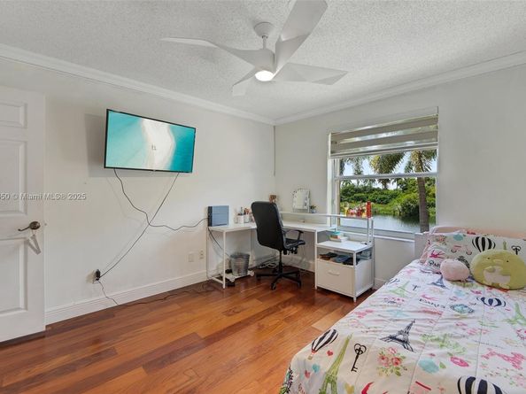 18196 SW 29th St, Miramar FL 33029