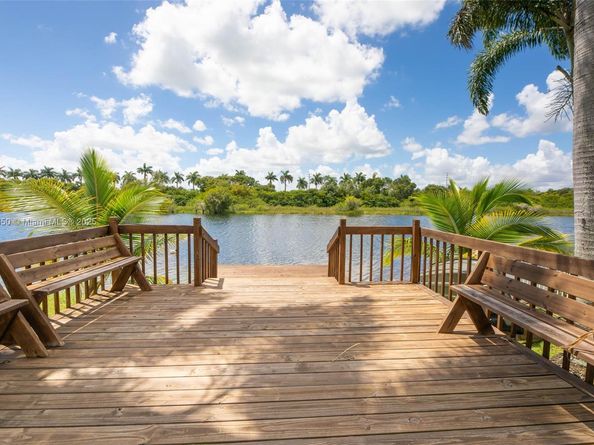 18196 SW 29th St, Miramar FL 33029
