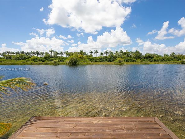 18196 SW 29th St, Miramar FL 33029