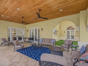 6075 SW 85th Ave, Miami FL 33143