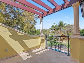 6075 SW 85th Ave, Miami FL 33143