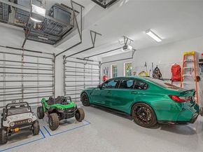 6075 SW 85th Ave, Miami FL 33143