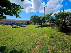 15600 SW 106th Ave, Miami FL 33157