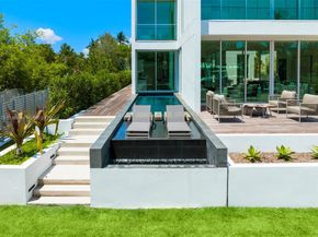 1011 W 48th St 8, Miami Beach FL 33140